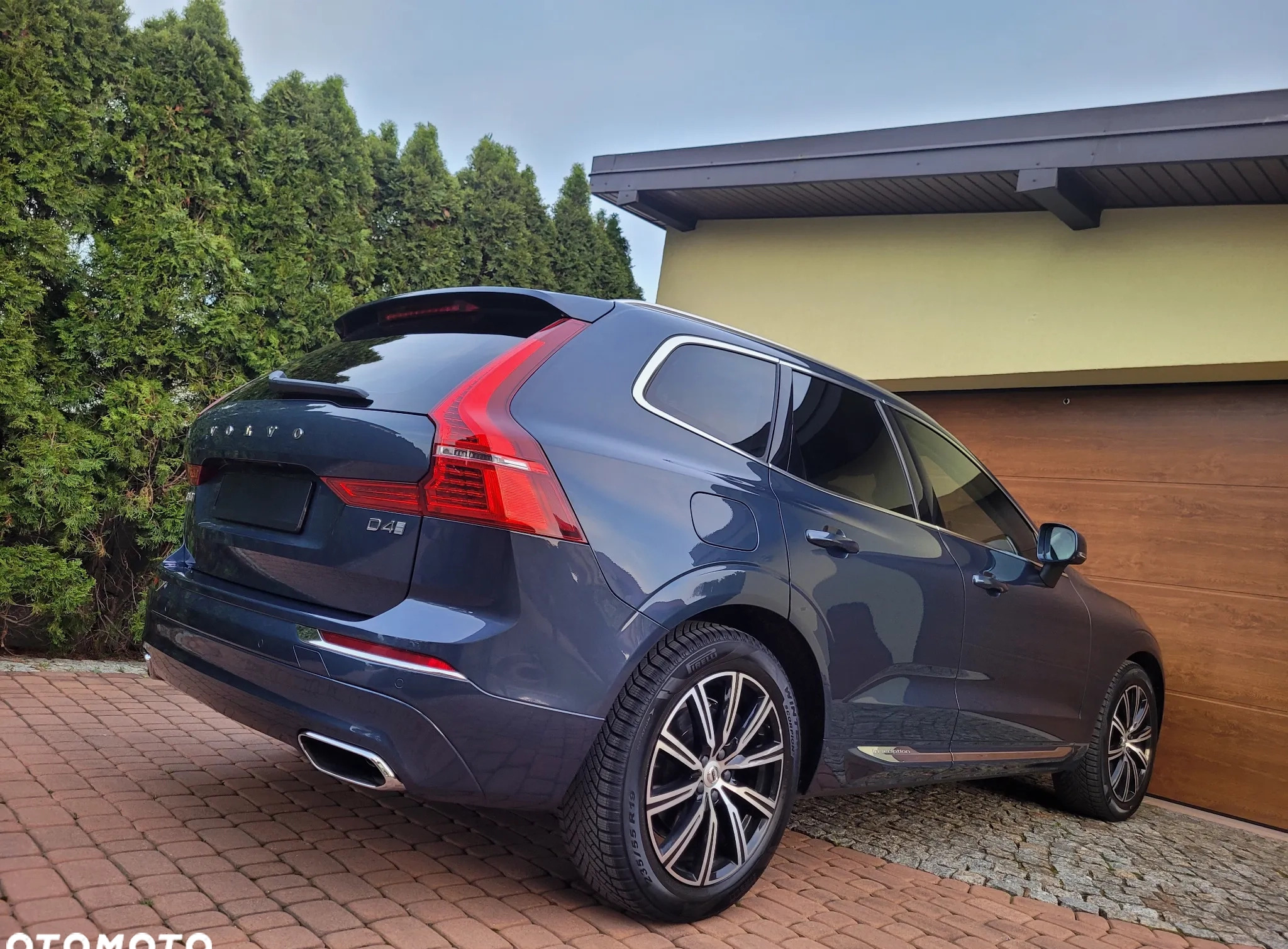 Volvo XC 60 cena 113500 przebieg: 201000, rok produkcji 2019 z Opoczno małe 781